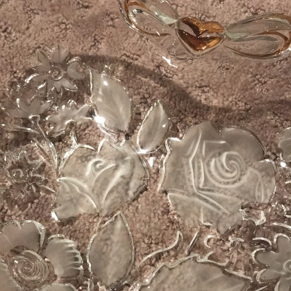 Heart-shaped Crystal bowl. - Picture 3 of 6